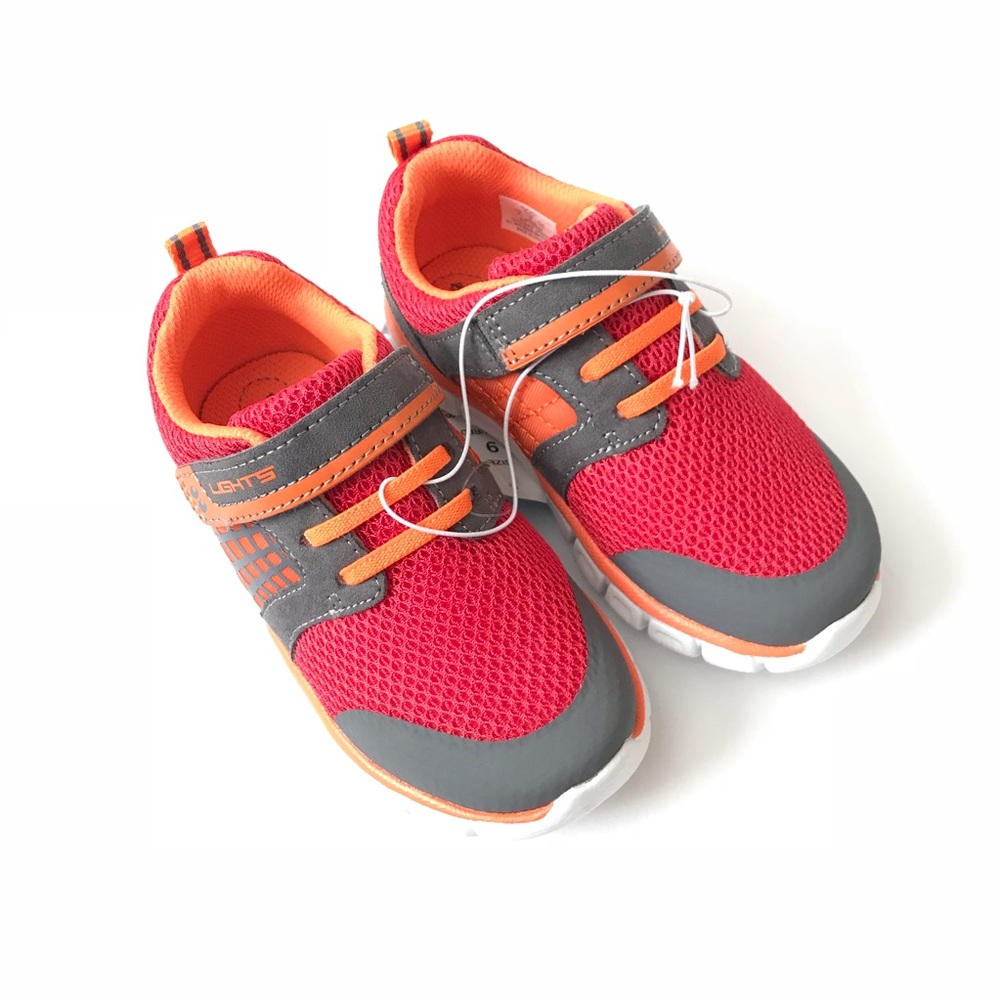 Boys Surprize by Stride Rite Light-Up Sneaker - Picture 2 of 8